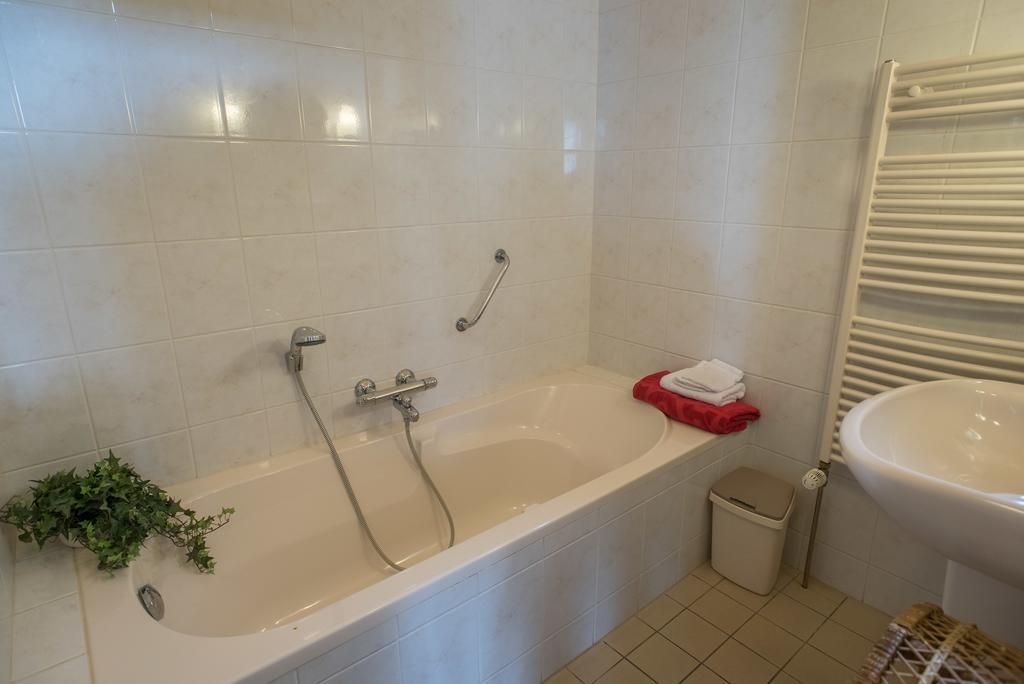 Claes Compaen Midsland Exterior photo